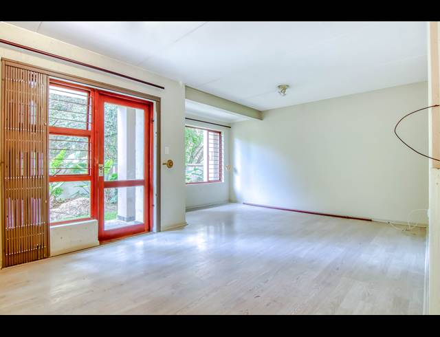 3 BEDROOM APARTMENT TO LET IN FERNDALE